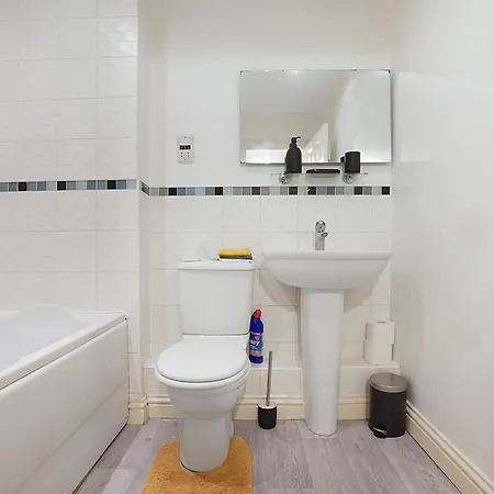 Comfortable Stylish Townhouse In Ashford Sleeps 5 Netflix 2 Parking Spaces Perfect For Contractors And Families Exterior photo