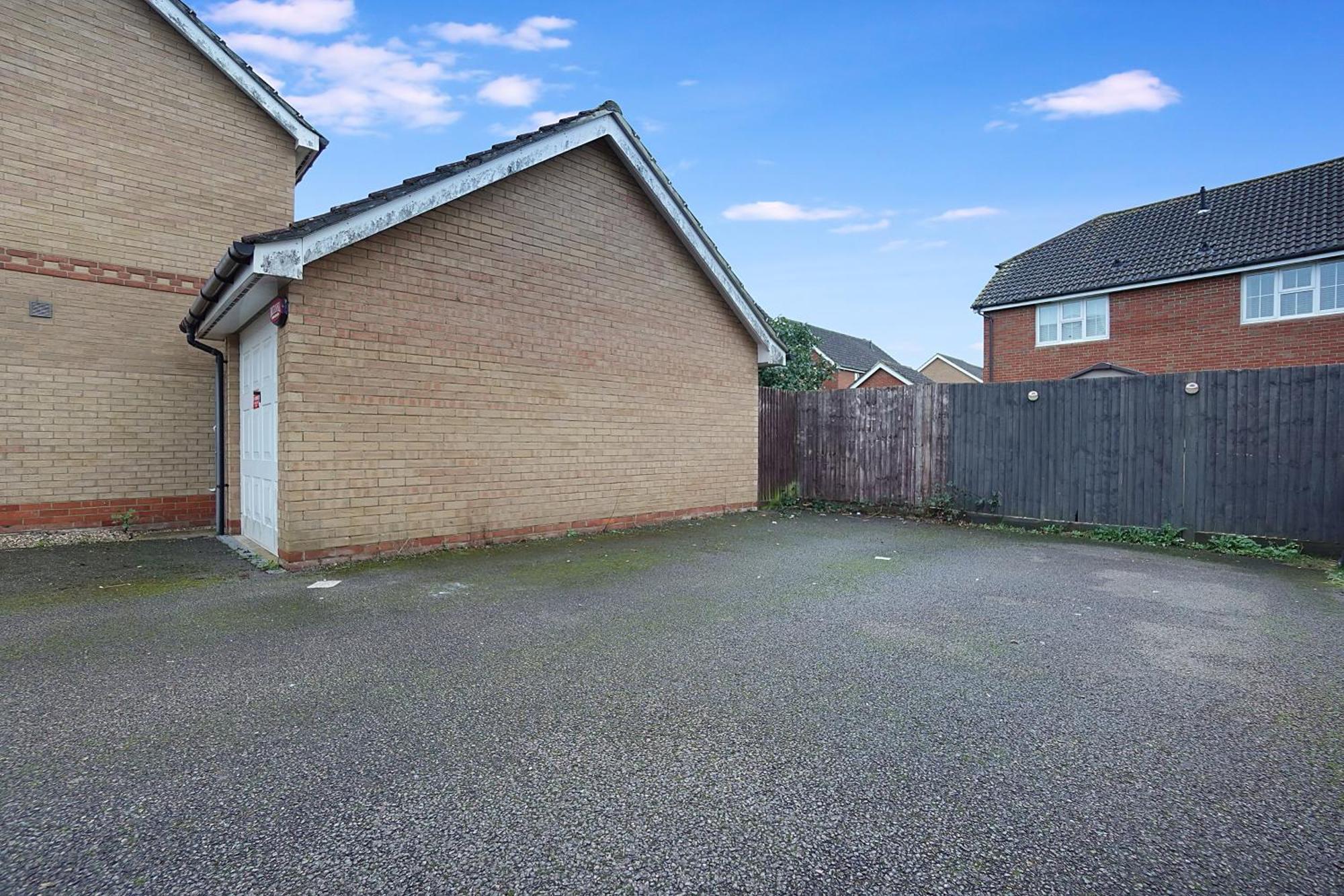 Comfortable Stylish Townhouse In Ashford Sleeps 5 Netflix 2 Parking Spaces Perfect For Contractors And Families * Ashford (Kent)